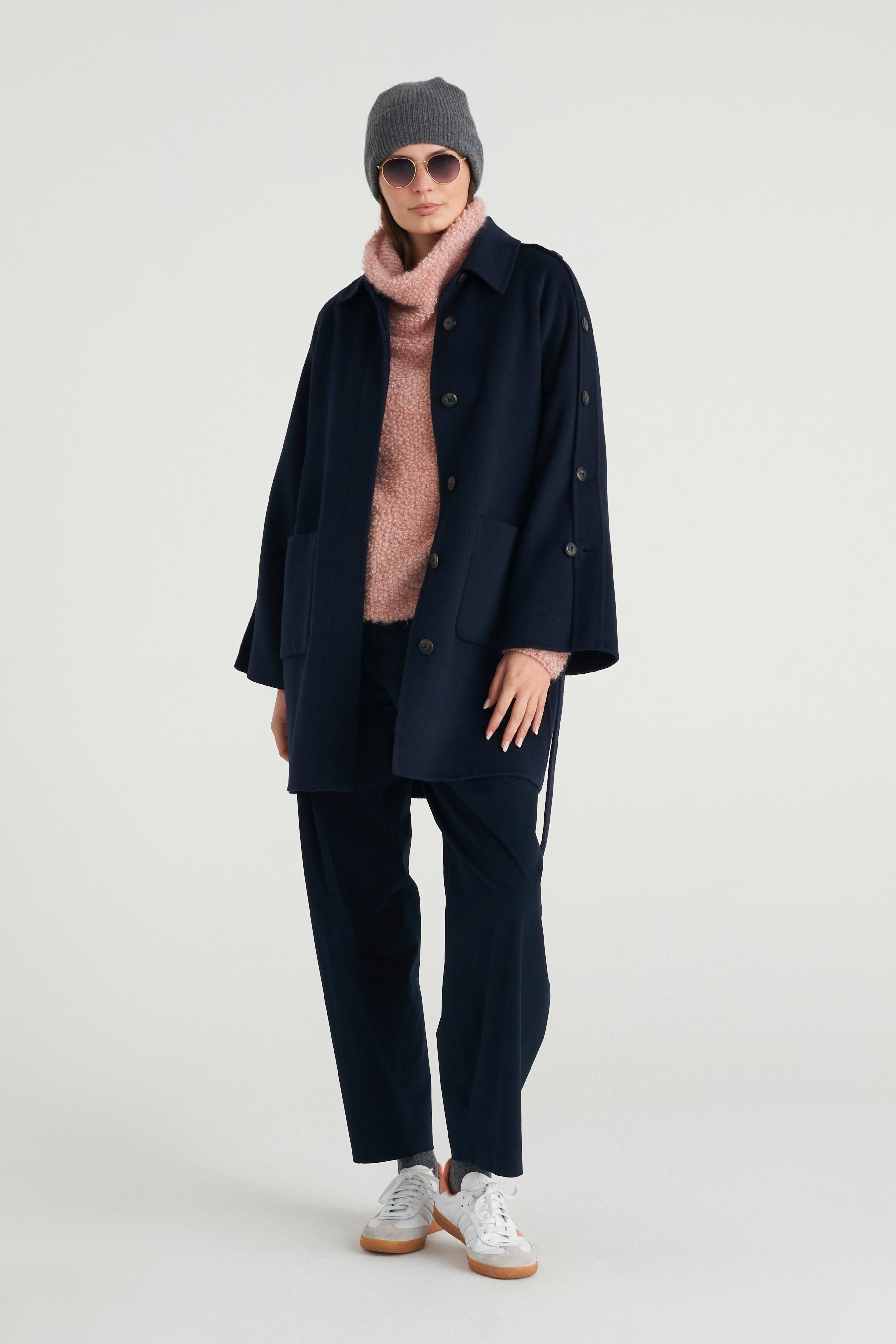 Cappotto corto con cintura