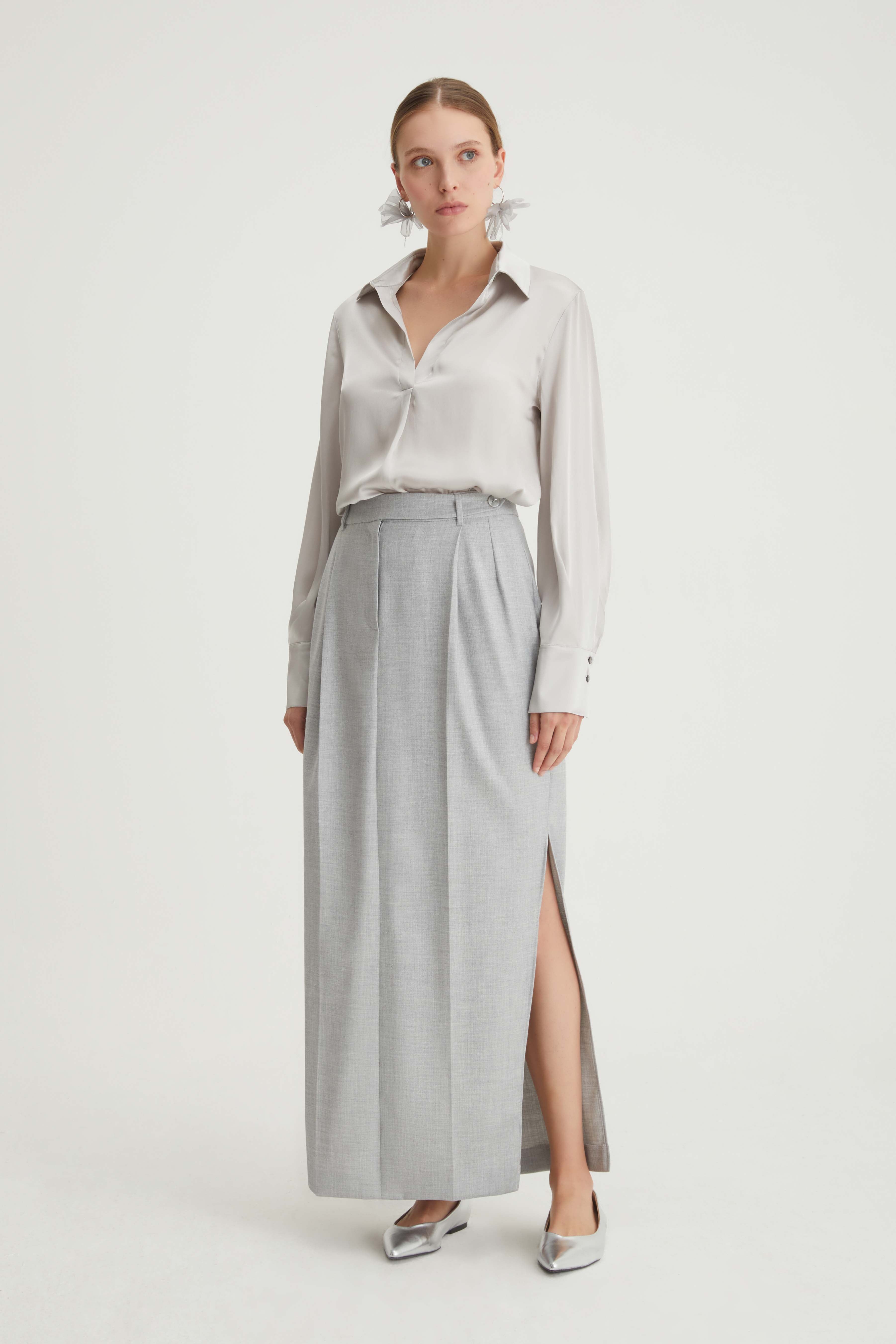Pencil skirt with slit