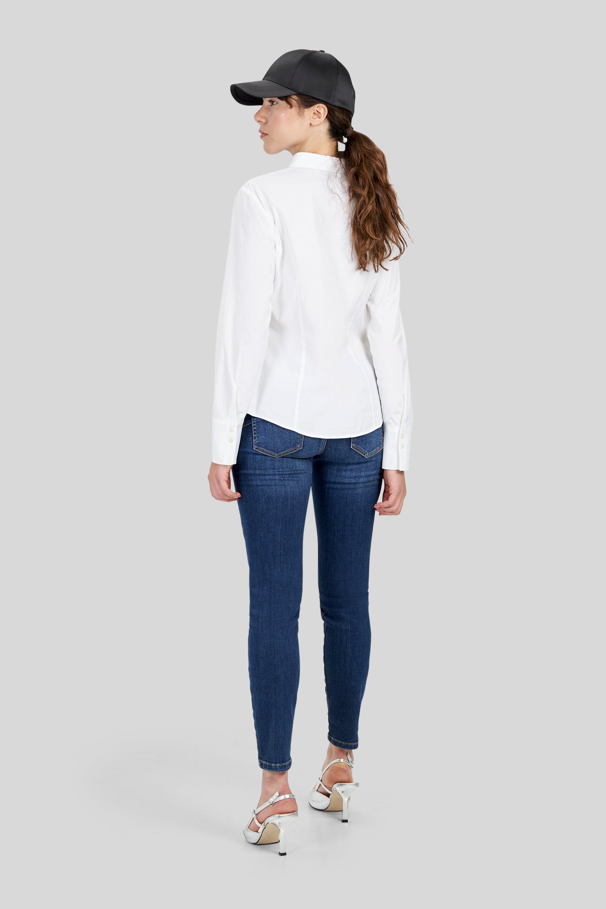 Camicia sciancrata in popeline