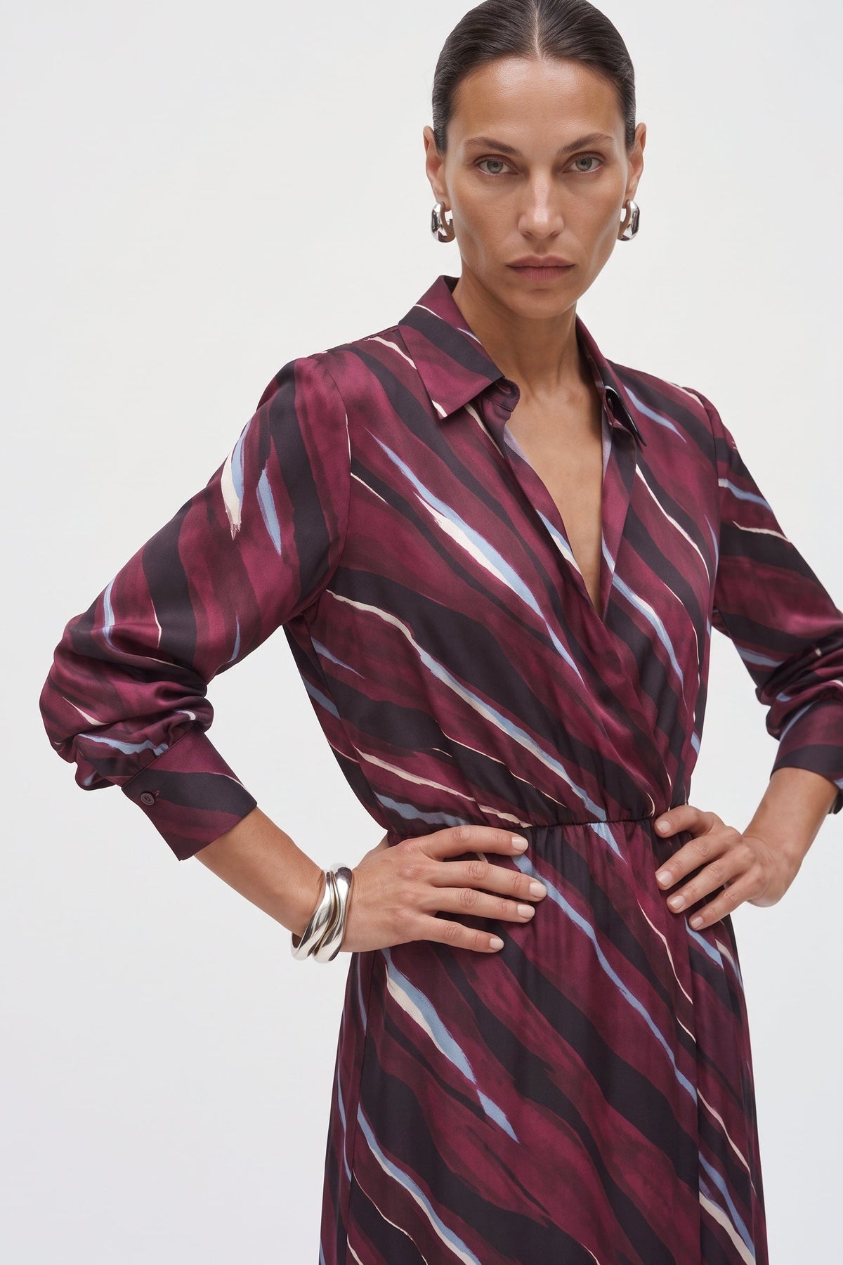 Abito Lungo Incrociato In Twill Stampato