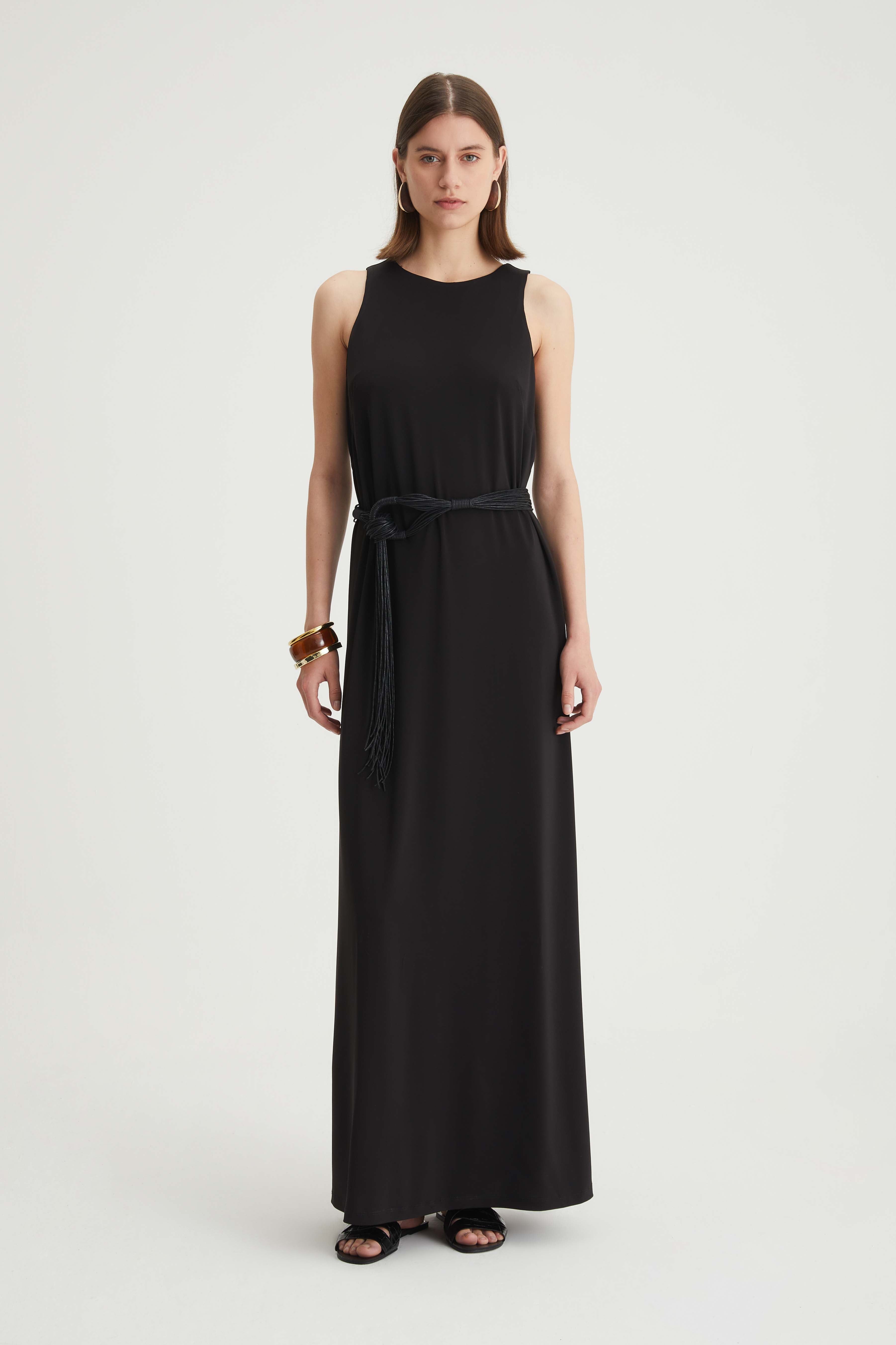 Abito lungo a canotta