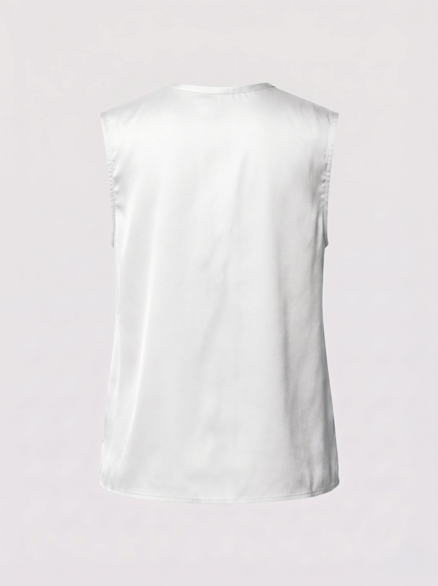Blusa smanicata in viscosa fluida con scollo a V