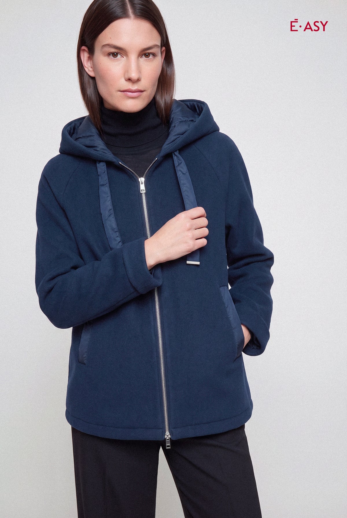 Giaccone in panno con cappuccio e zip