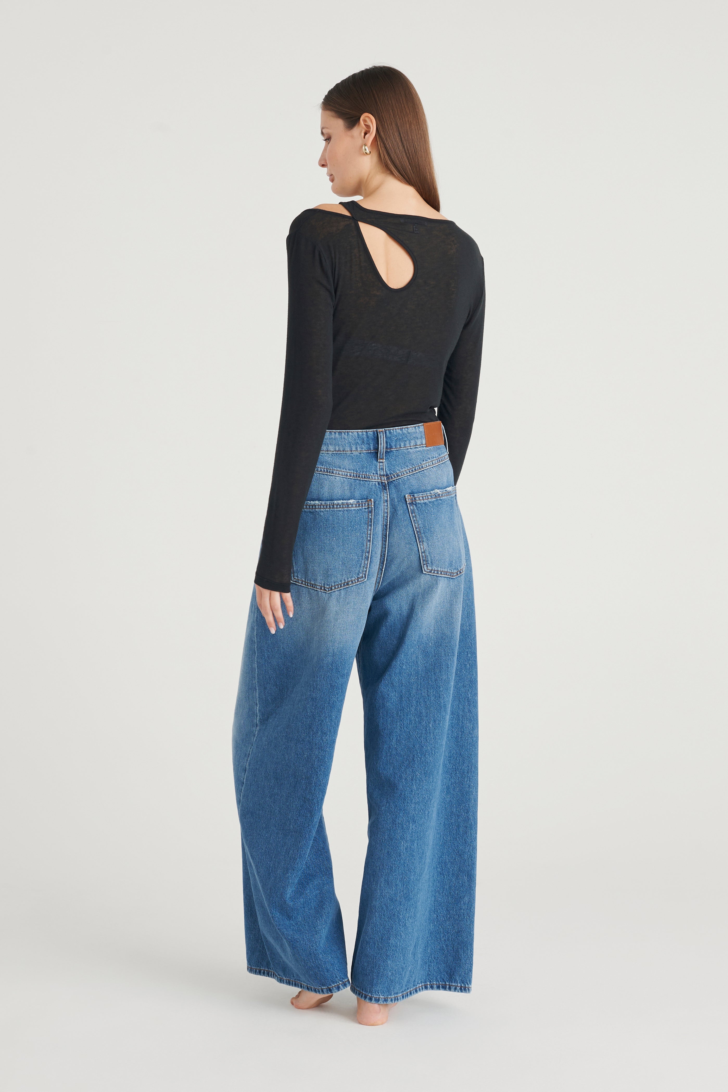 Maglia aderente con dettaglio cut-out