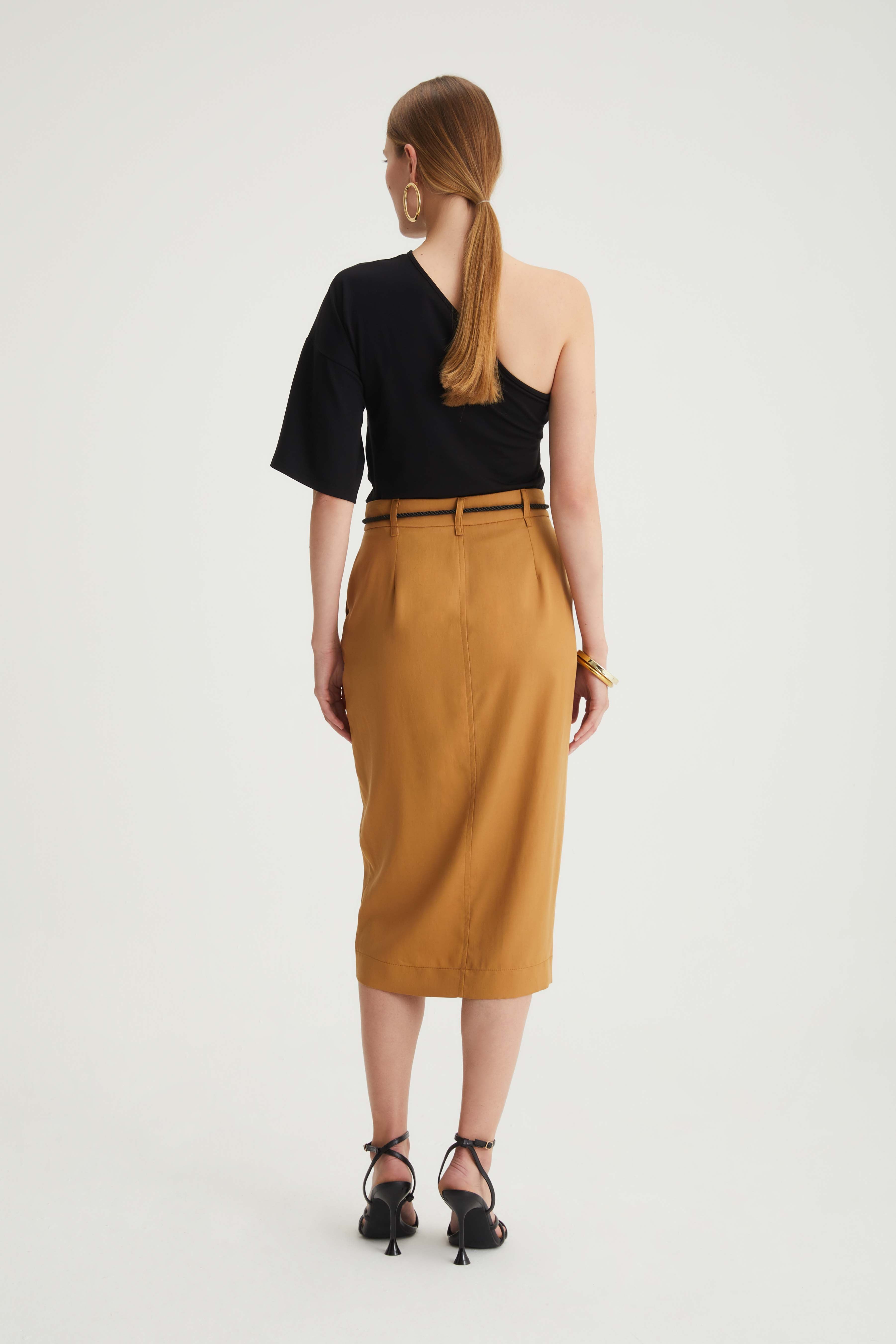 Blusa Monospalla
