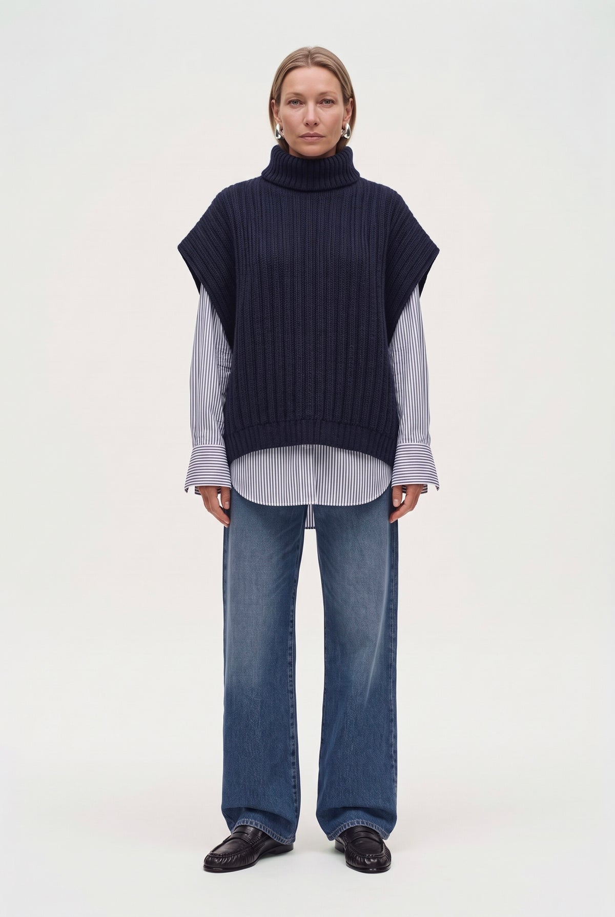 Mantella in maglia con collo alto in misto lana
