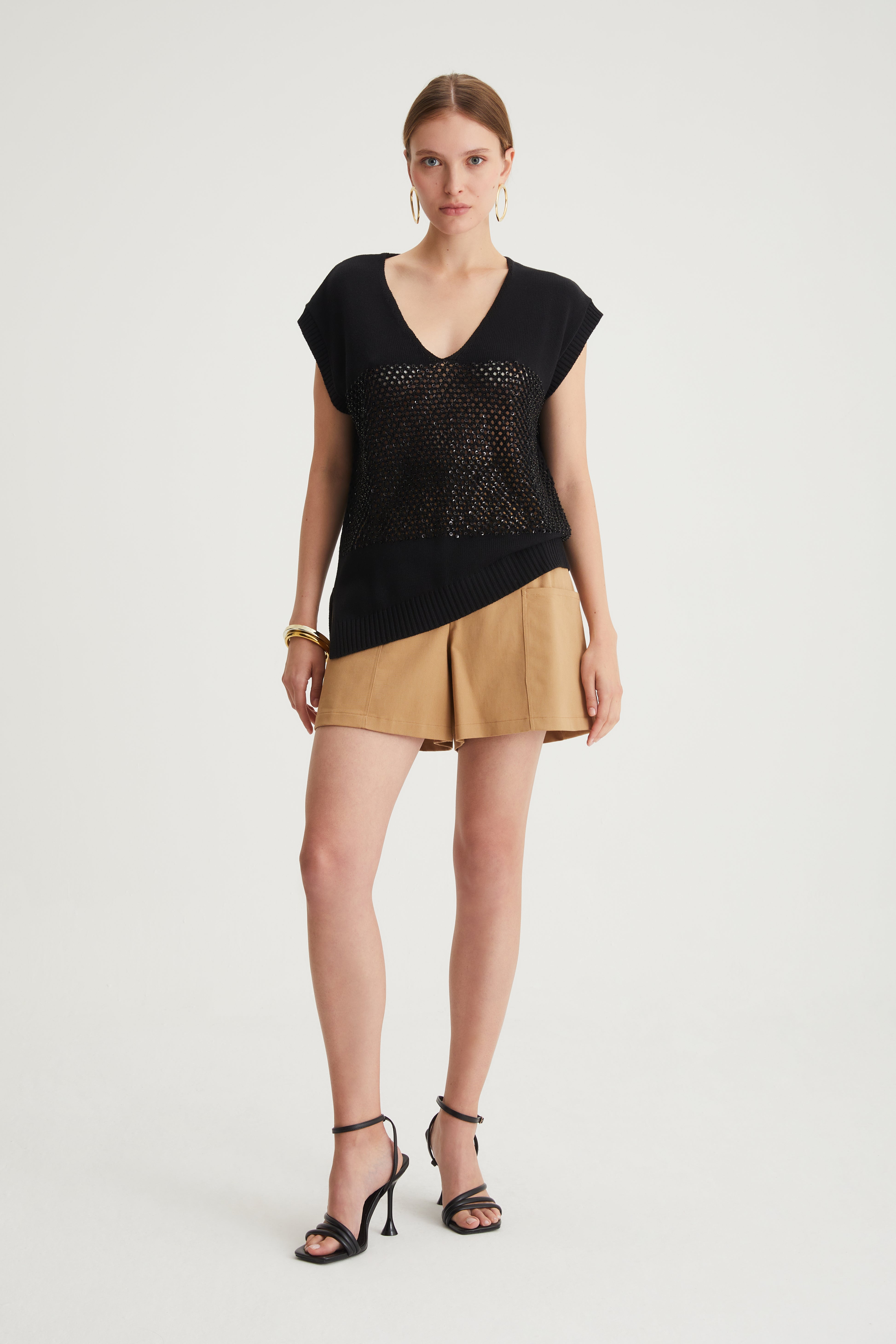 Cotton T-shirt with V-neck