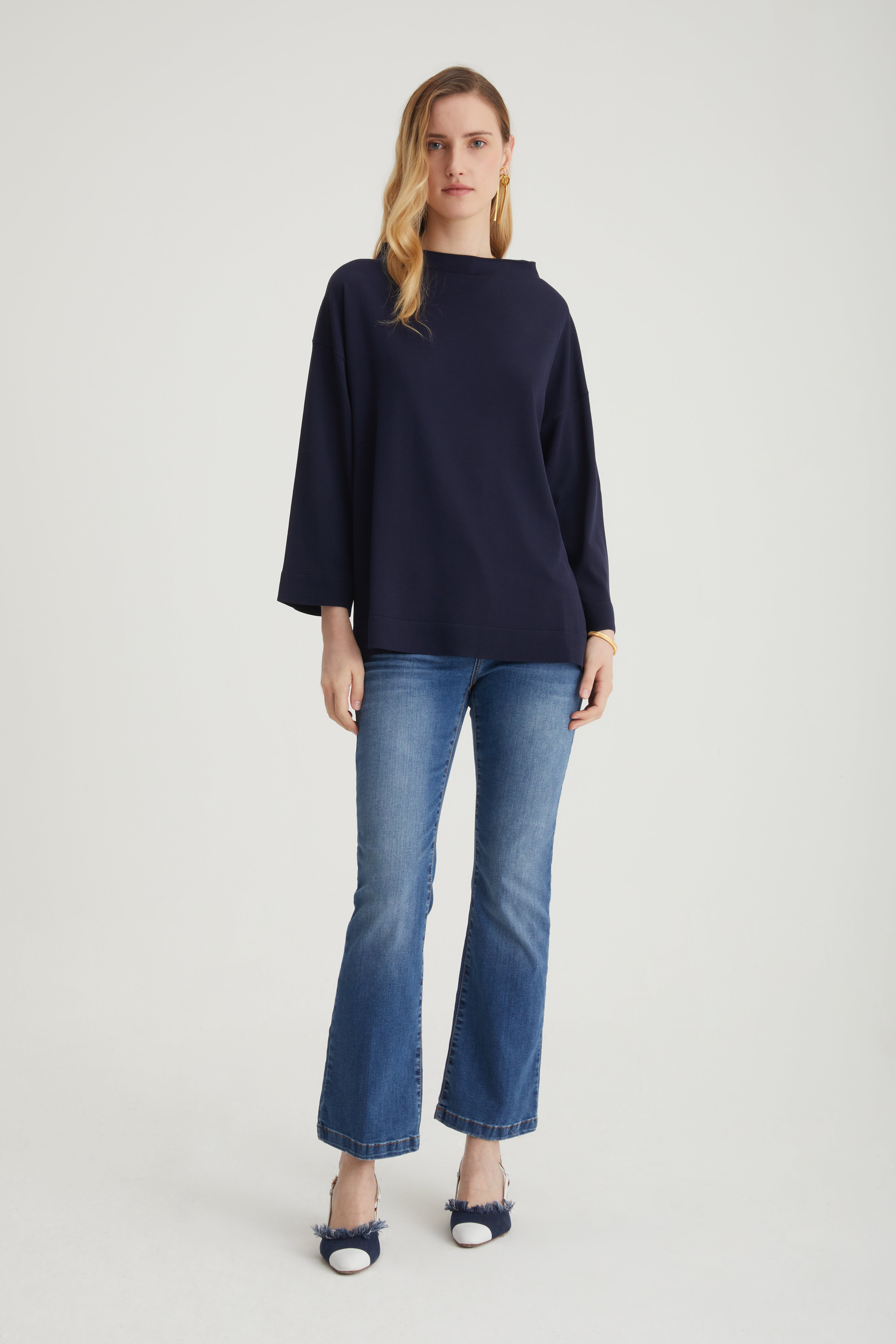 Maglia con scollo a barca