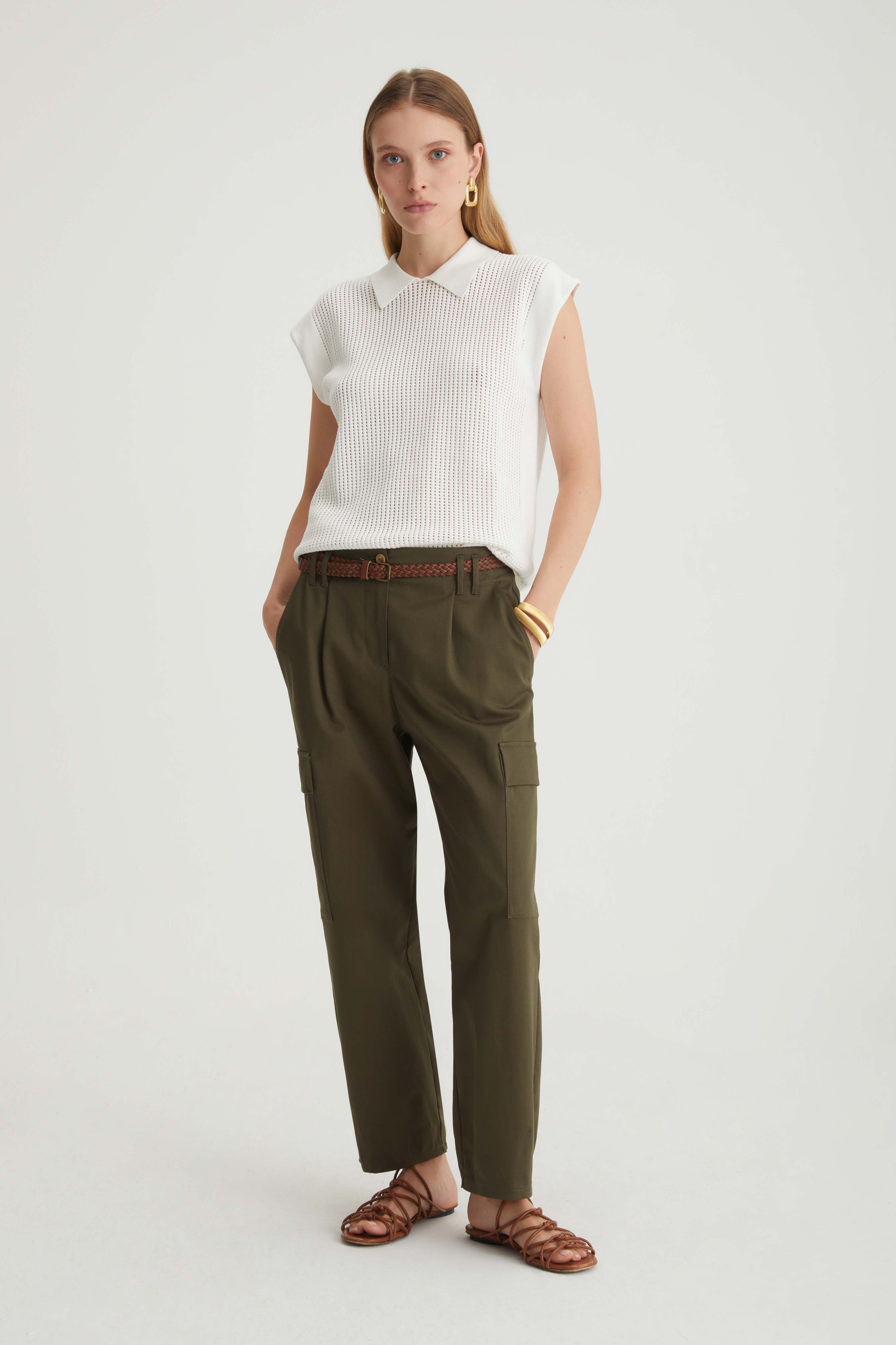 Pantalone dritto con tasche