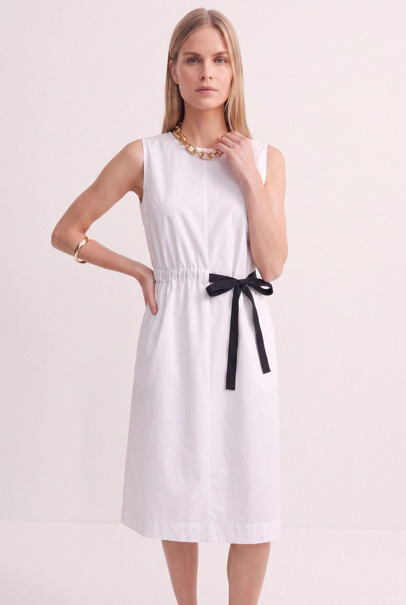 Abito Donna Midi Senza Maniche con Laccio a Contrasto – Moderno e Deciso - Caractère