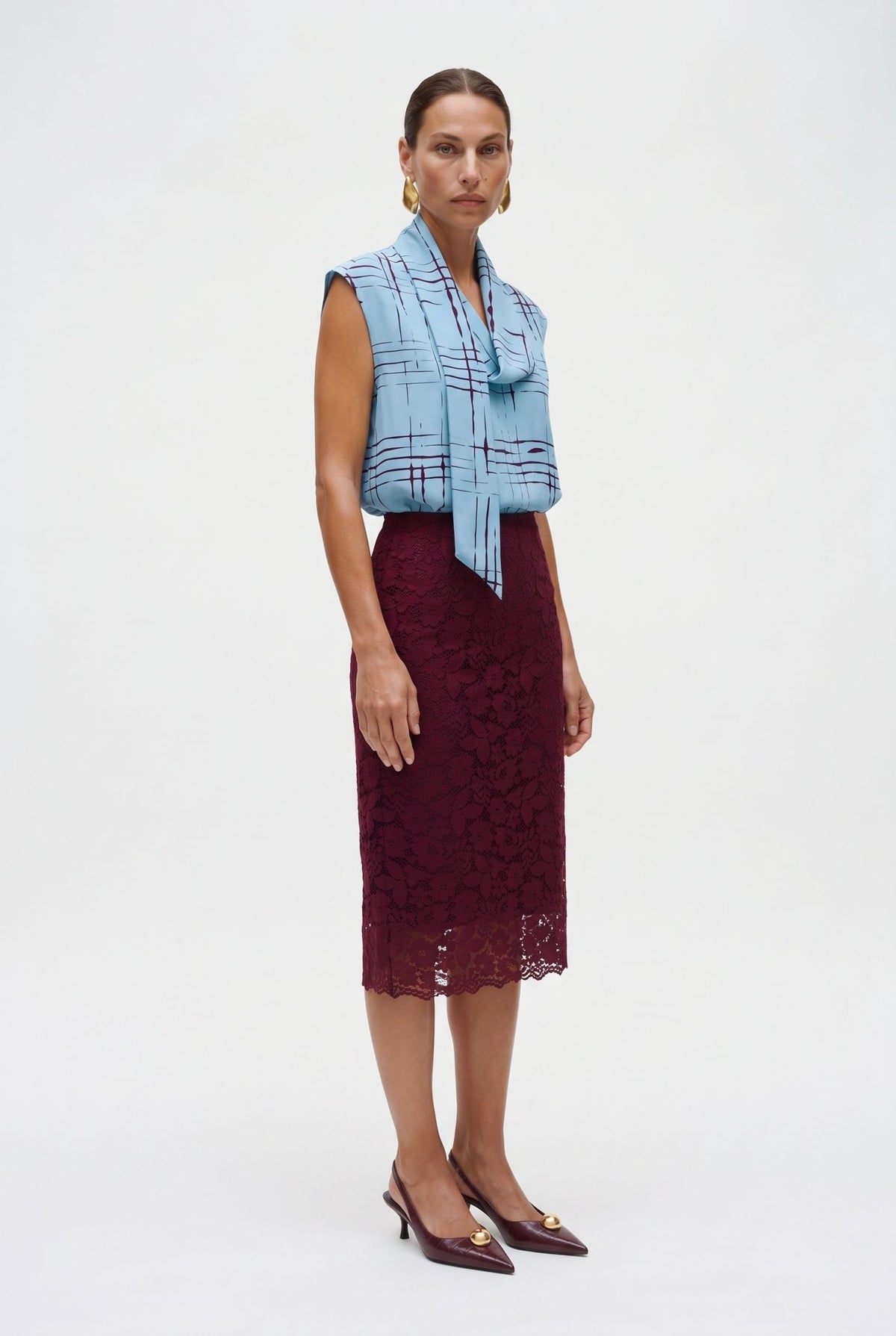 Blusa Smanicata con Collo A Sciarpa In Simil Seta Stampata - Caractère