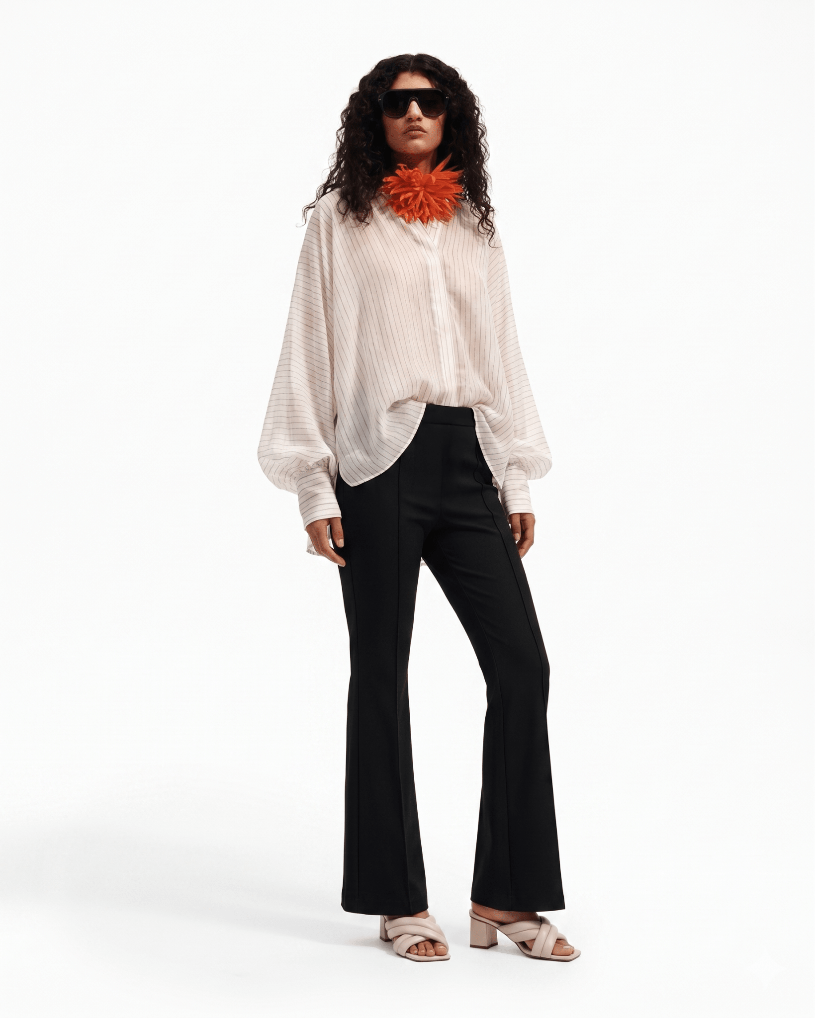Pantalone flare a vita alta - Caractère