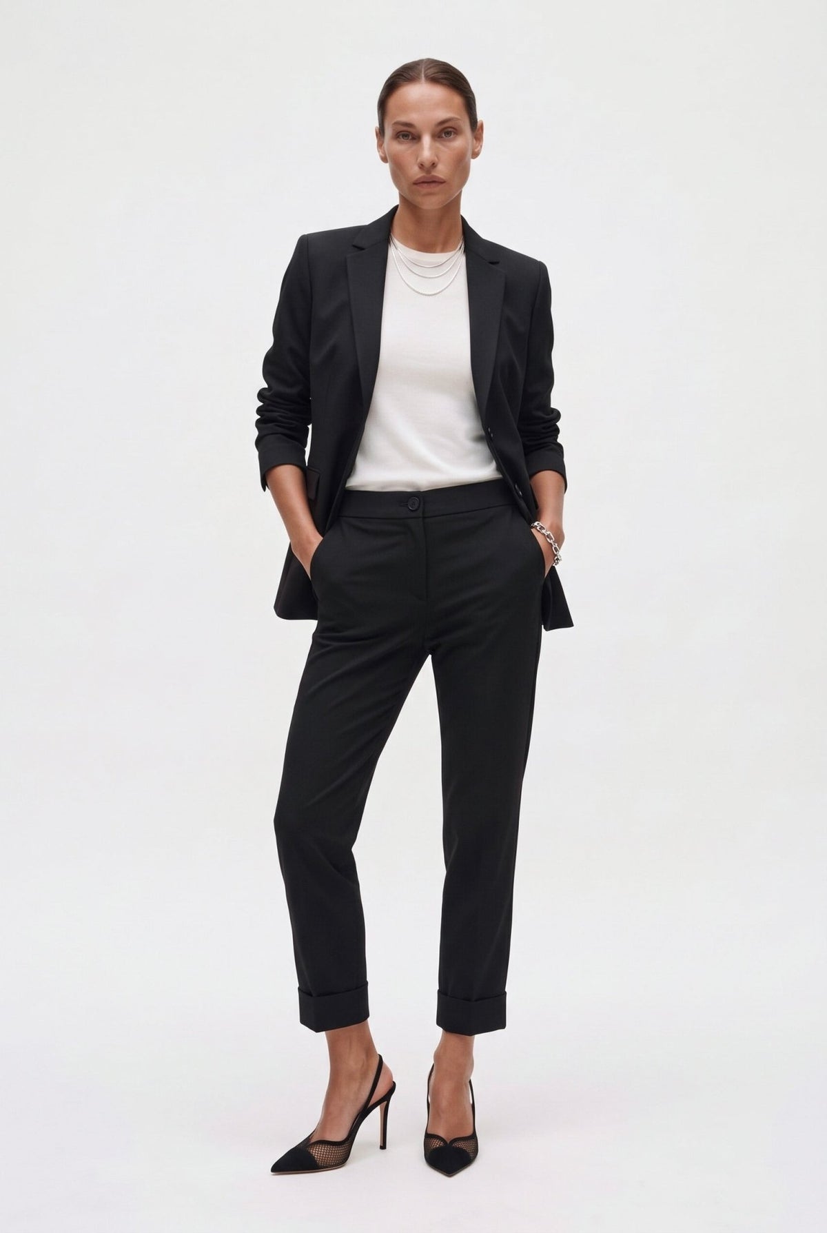 Tailleur in cotone stretch giacca monopetto e pantalone sigaretta con risvolto - Caractère