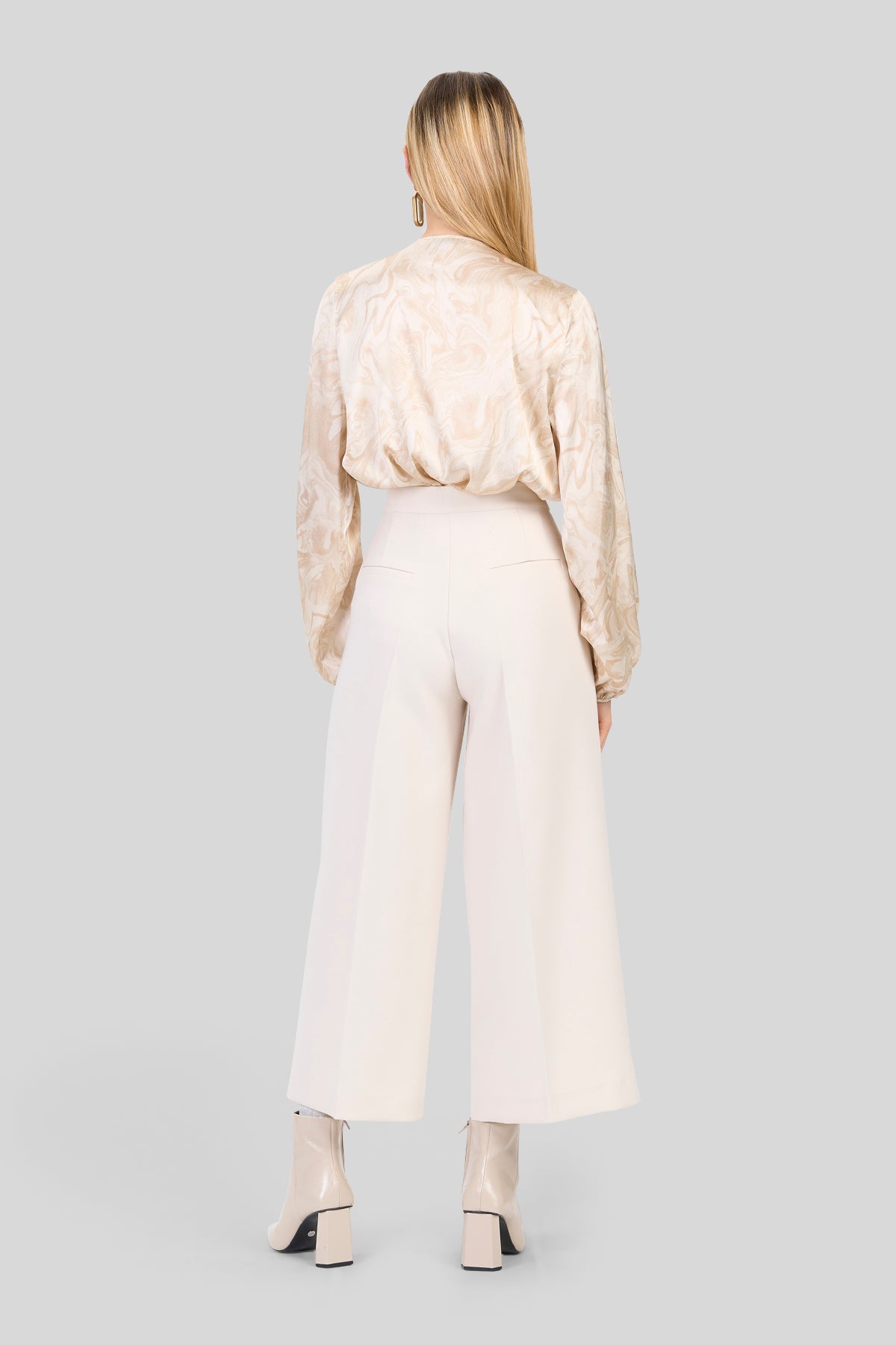 Blusa in raso fantasia