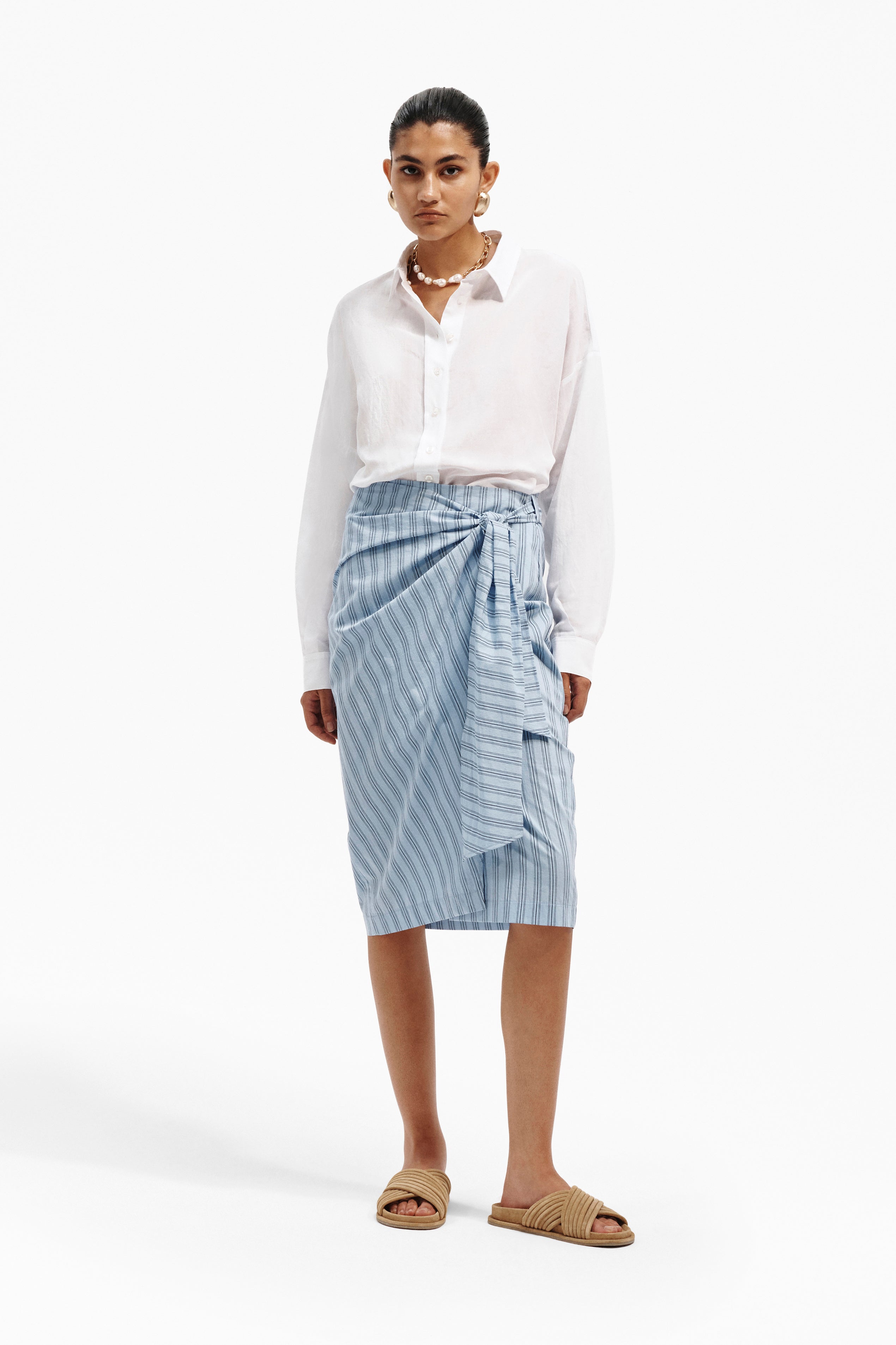 Camicia a manica lunga con colletto classico