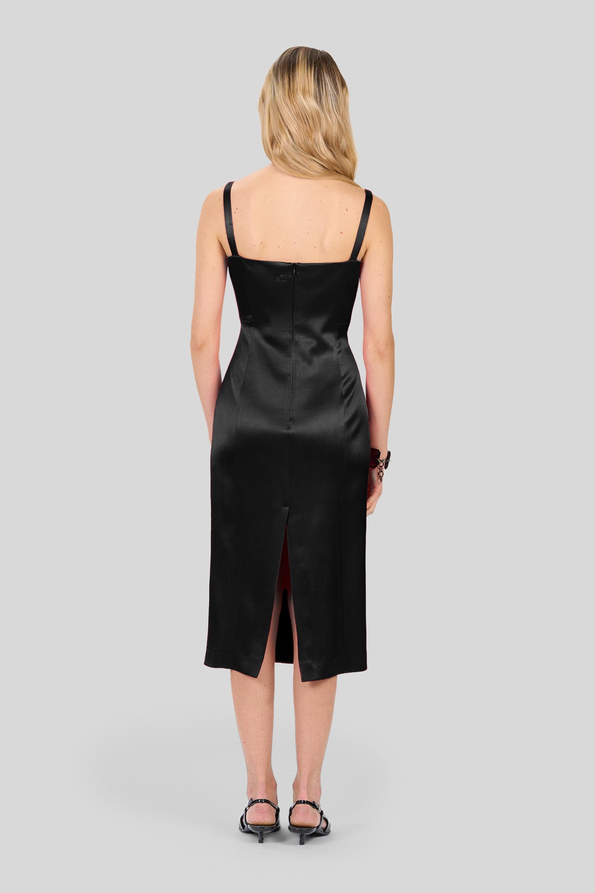 Abito in raso stretch