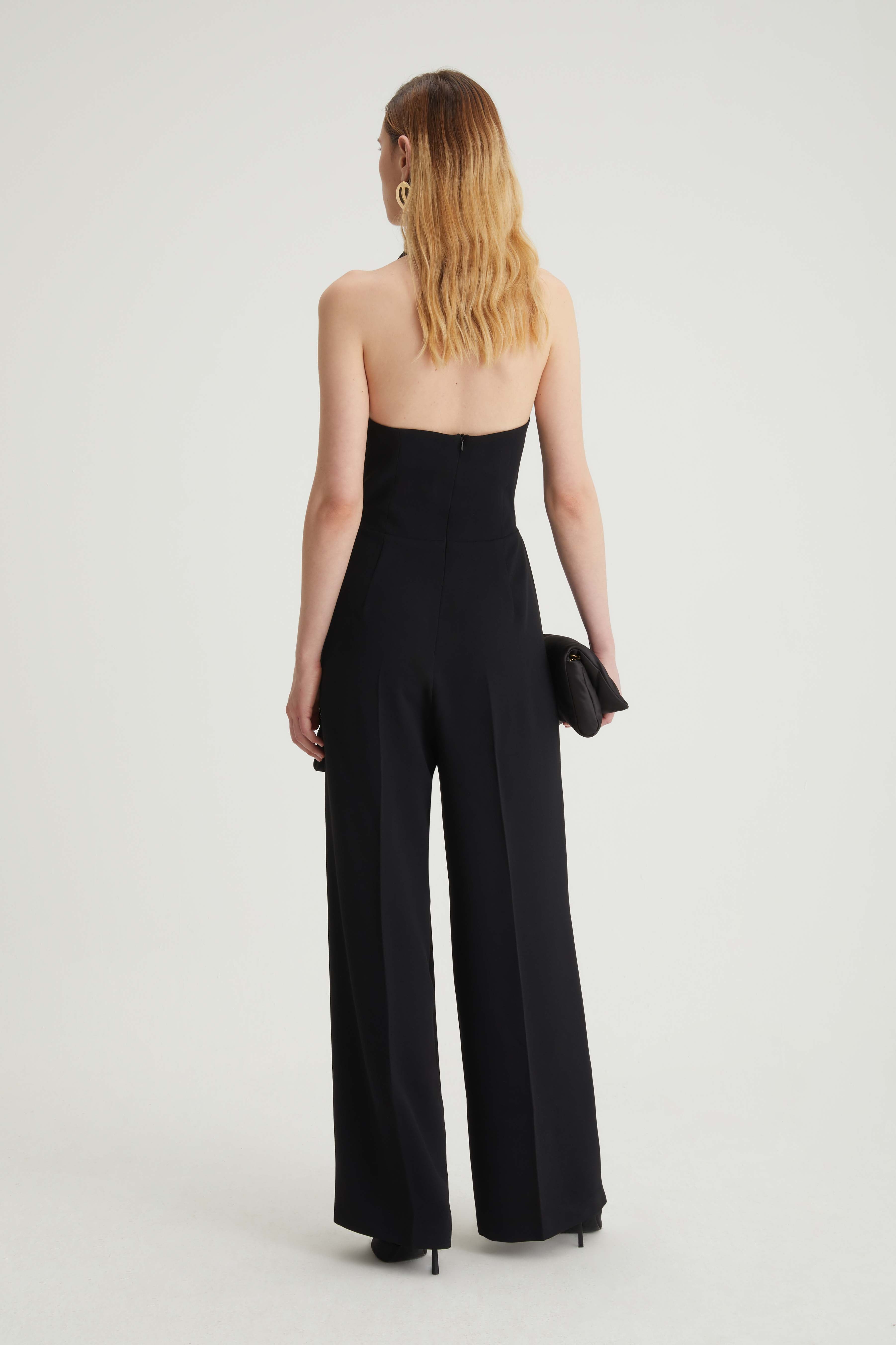 Sleeveless jumpsuit with side bow