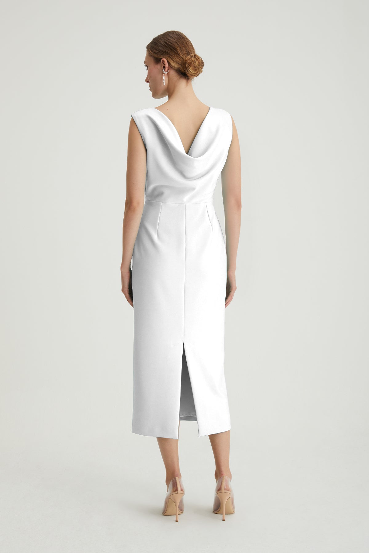 Sleeveless midi dress
