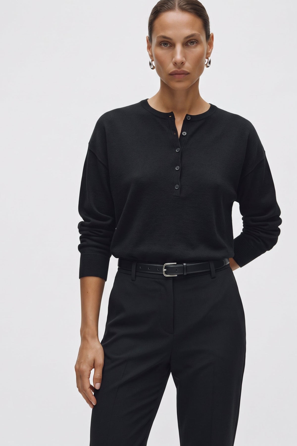 Pantalone a sigaretta elegante in crepe