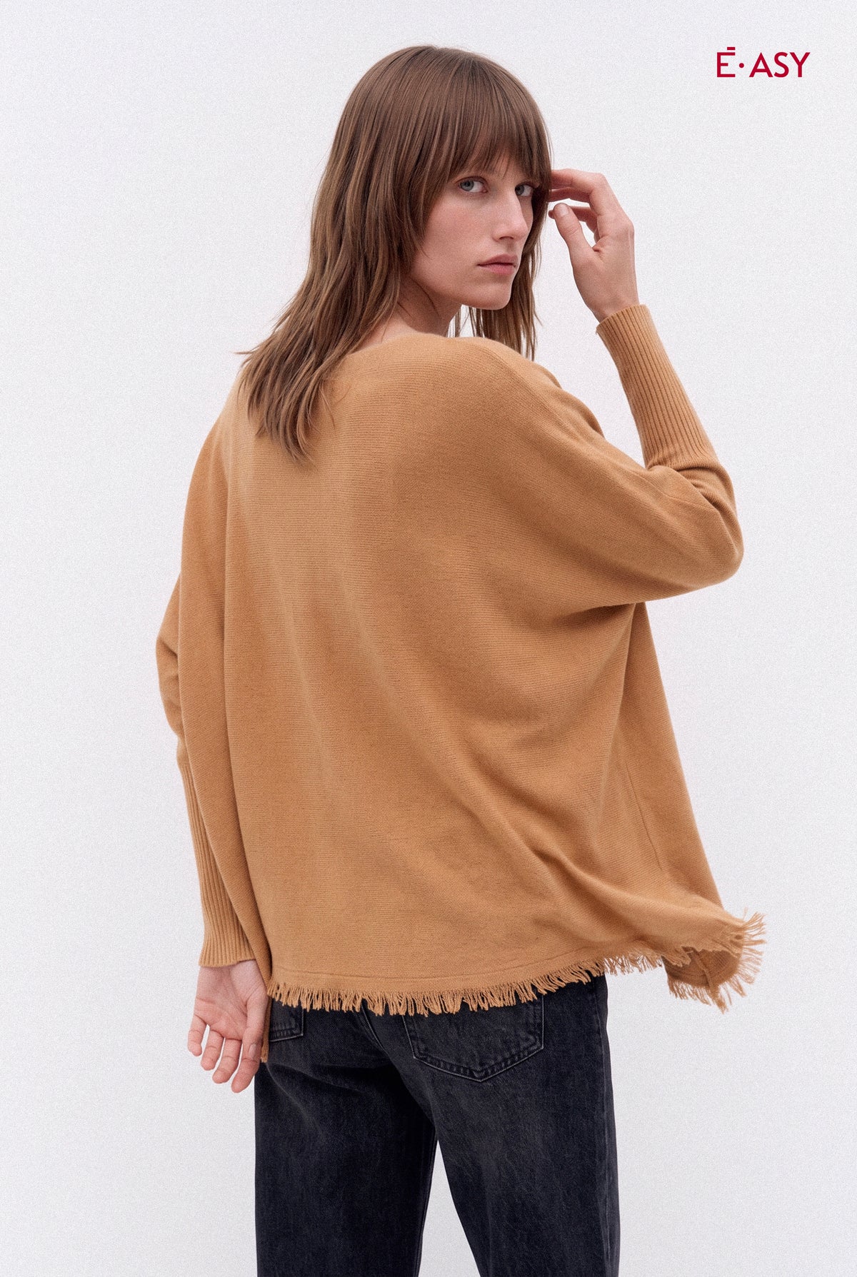 Maglione Donna Girocollo con Bordi Sfrangiati