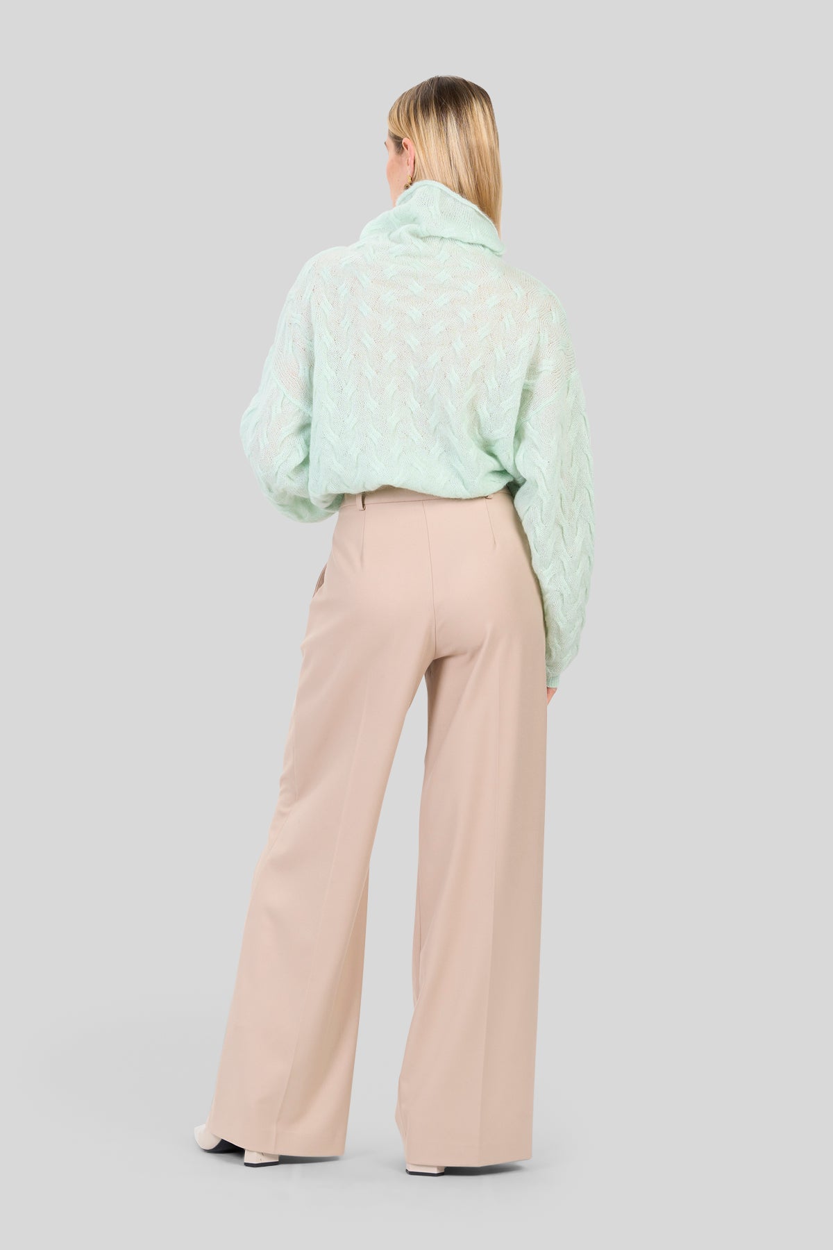 Maglia con scollo morbido