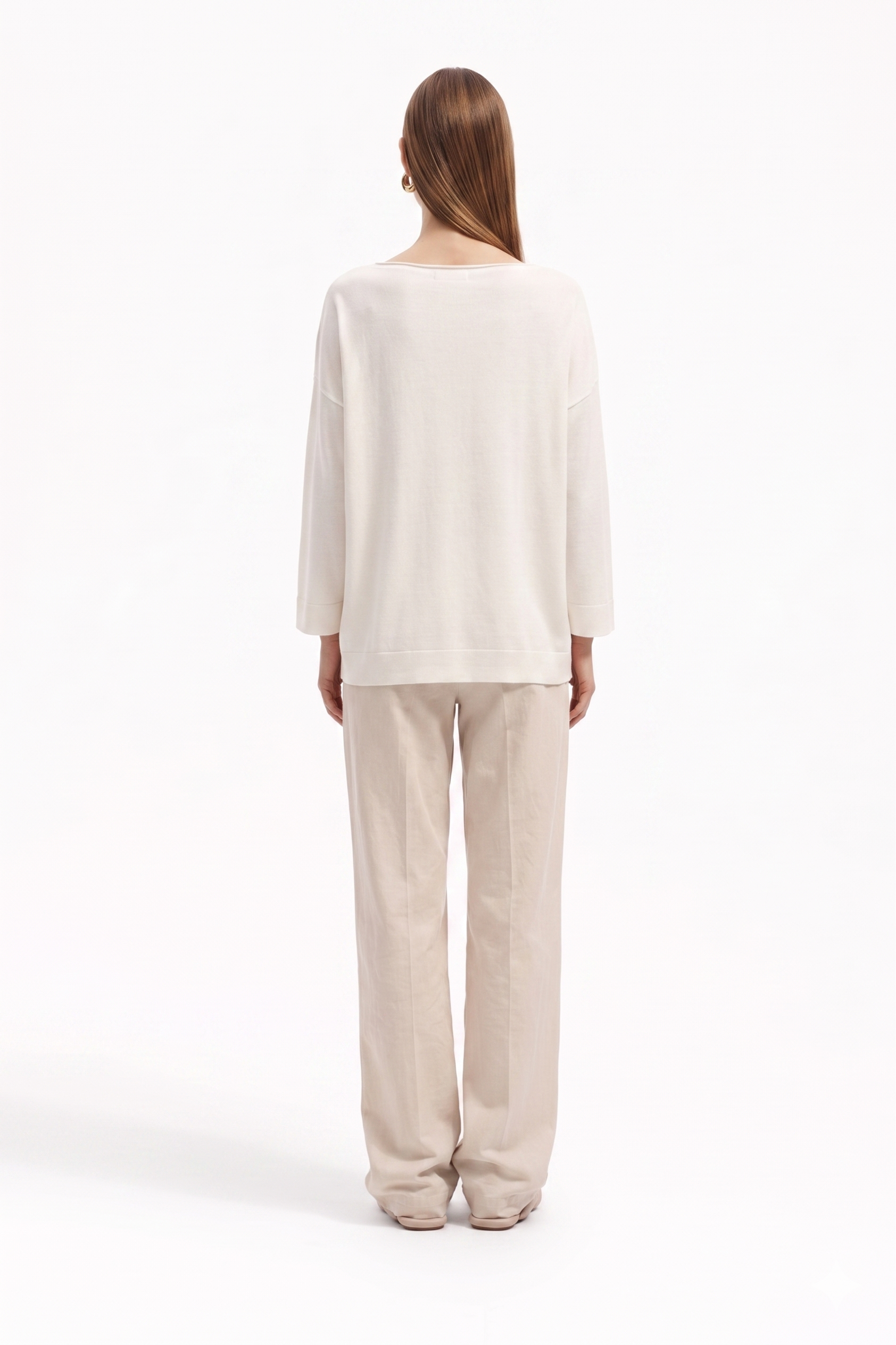 Top oversize con collo a barchetta