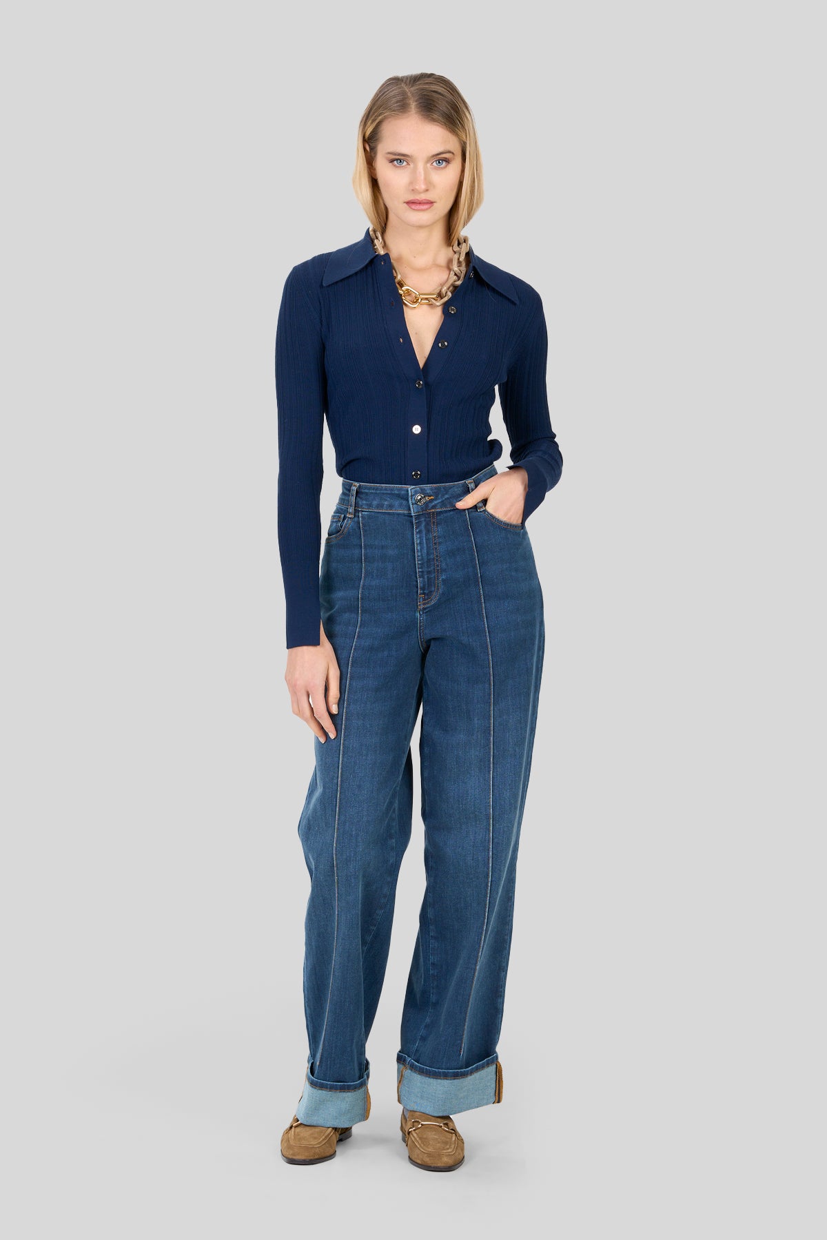 Cardigan a coste con collo a camicia