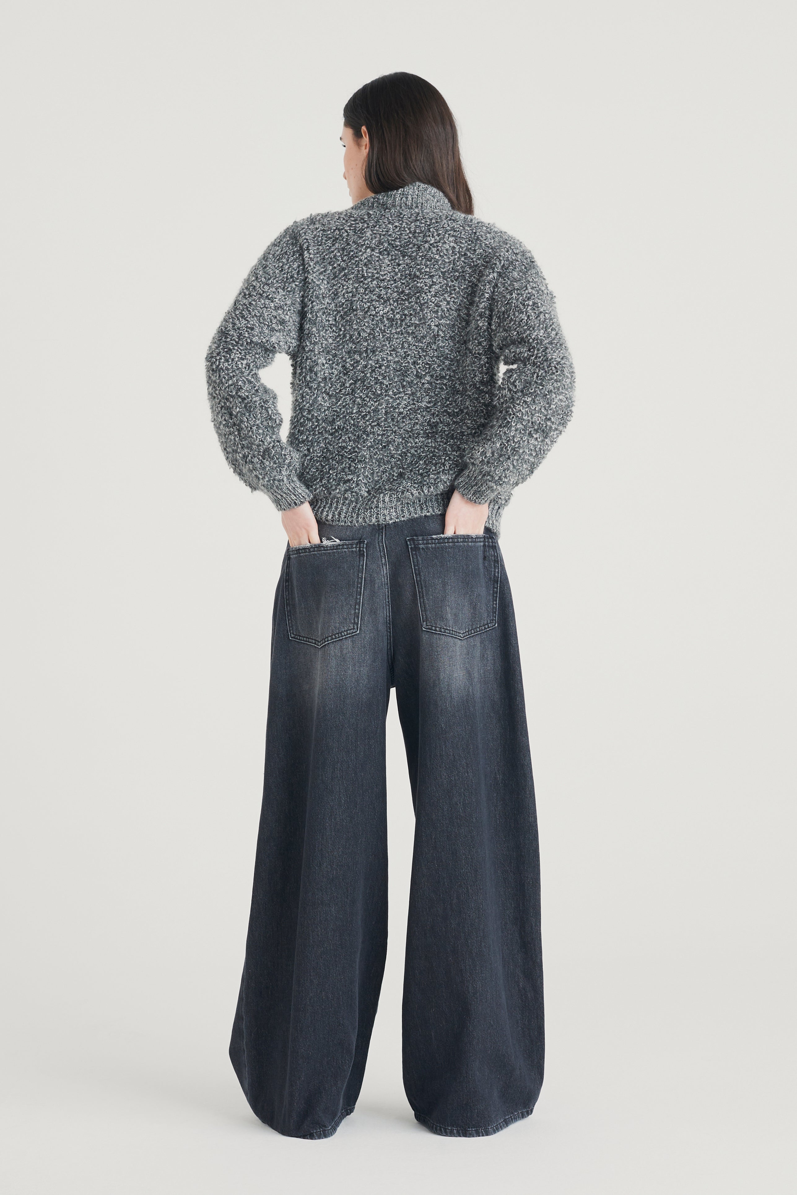 Maglione con bottoni