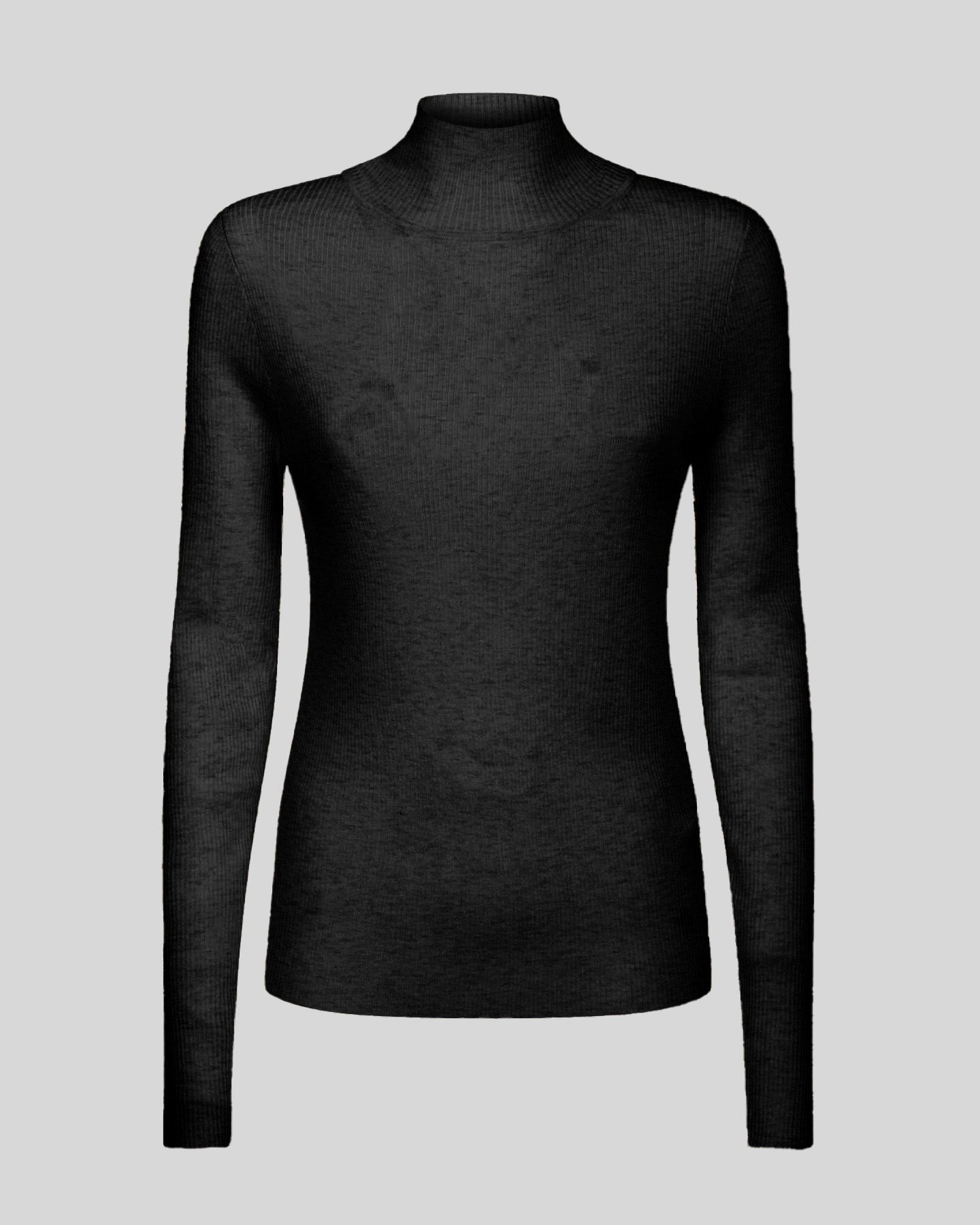 Maglia a costine con collo alto