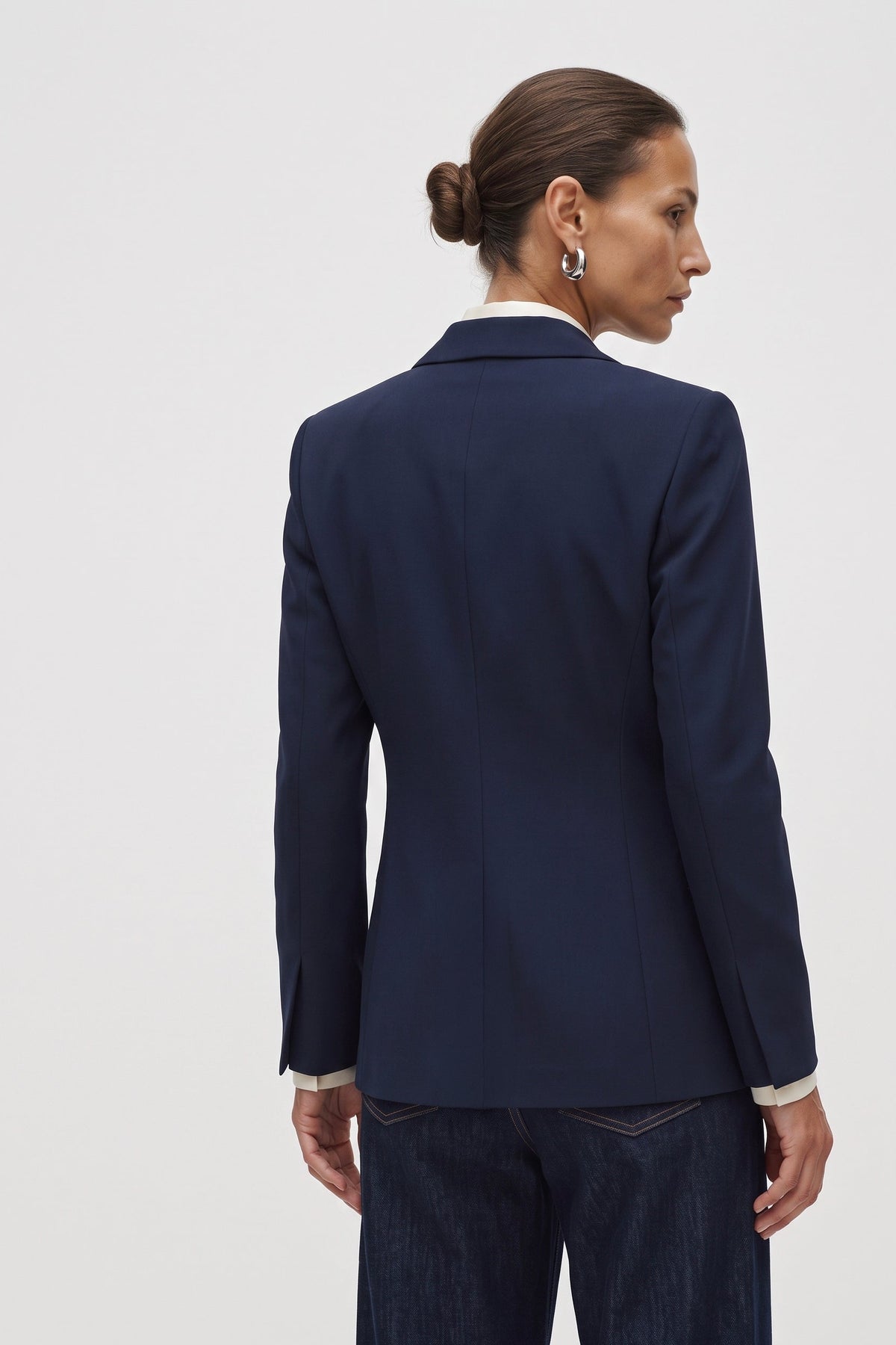 Tailleur blu in crepe giacca monopetto e pantalone a sigaretta - Caractère