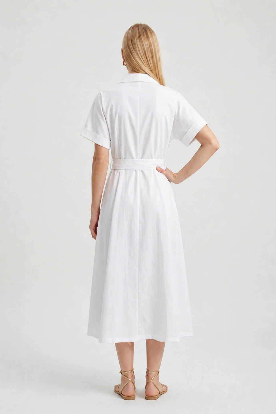 Abito midi con colletto a revers e cintura