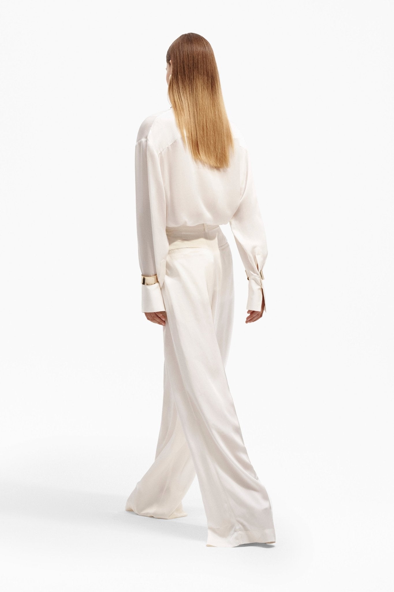 Camicia in satin con linea morbida e design essenziale - Caractère