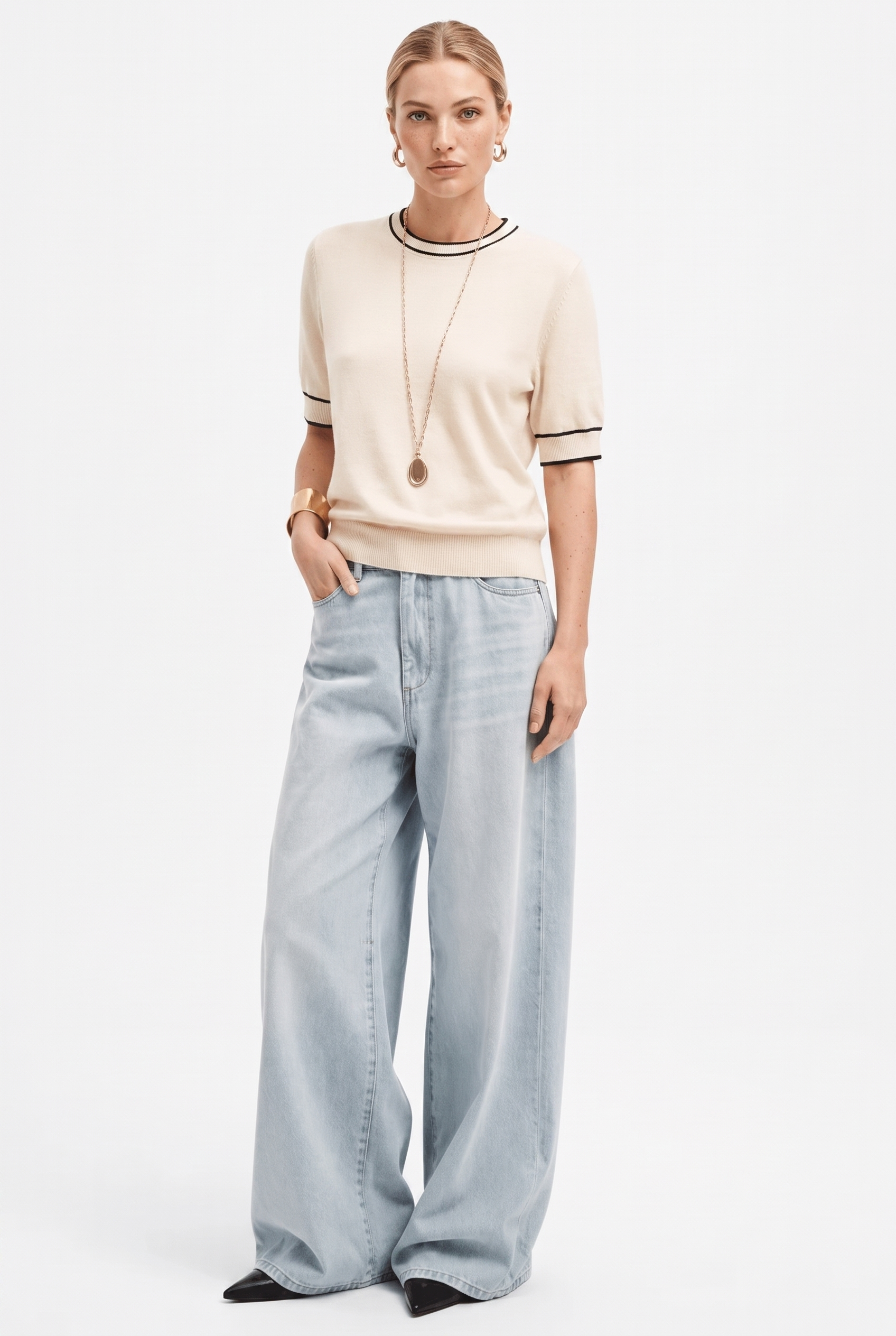 Maglia Donna in Viscosa Girocollo con Profili a Contrasto – Chic e Versatile