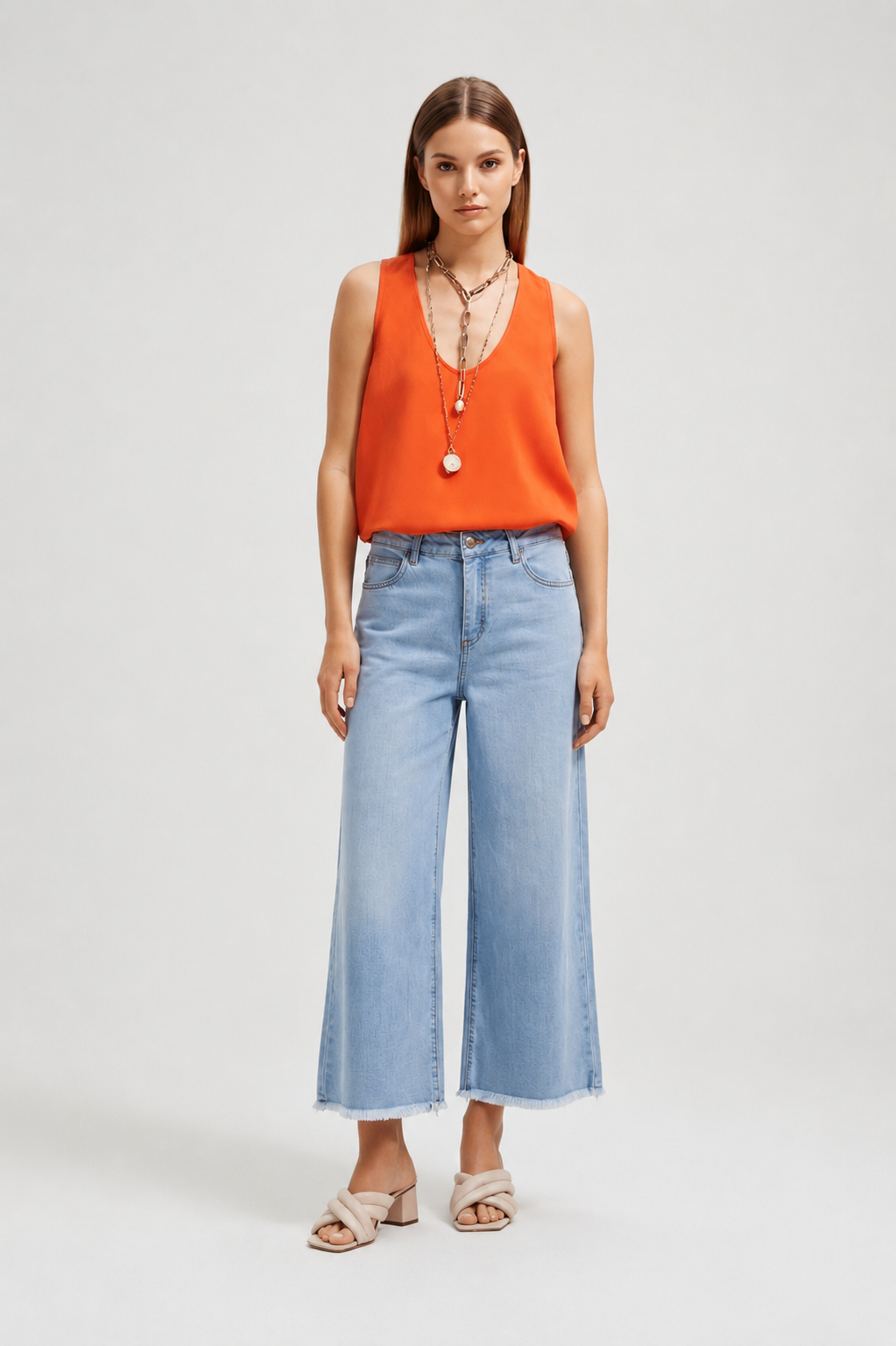 Jeans Cropped a Gamba Ampia in Denim