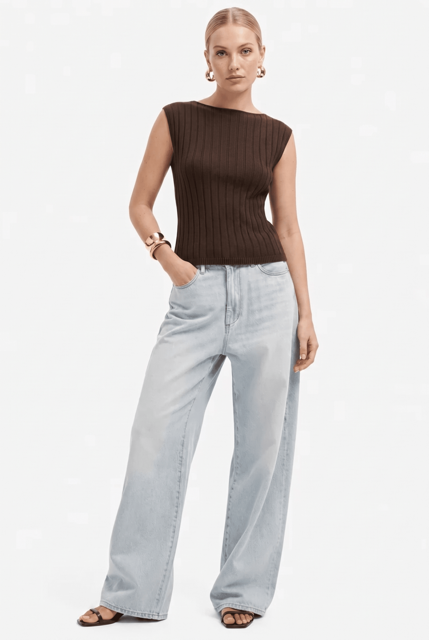 Maglia Donna a Costine in Viscosa con Spalline Larghe – Essenziale Femminile - Caractère