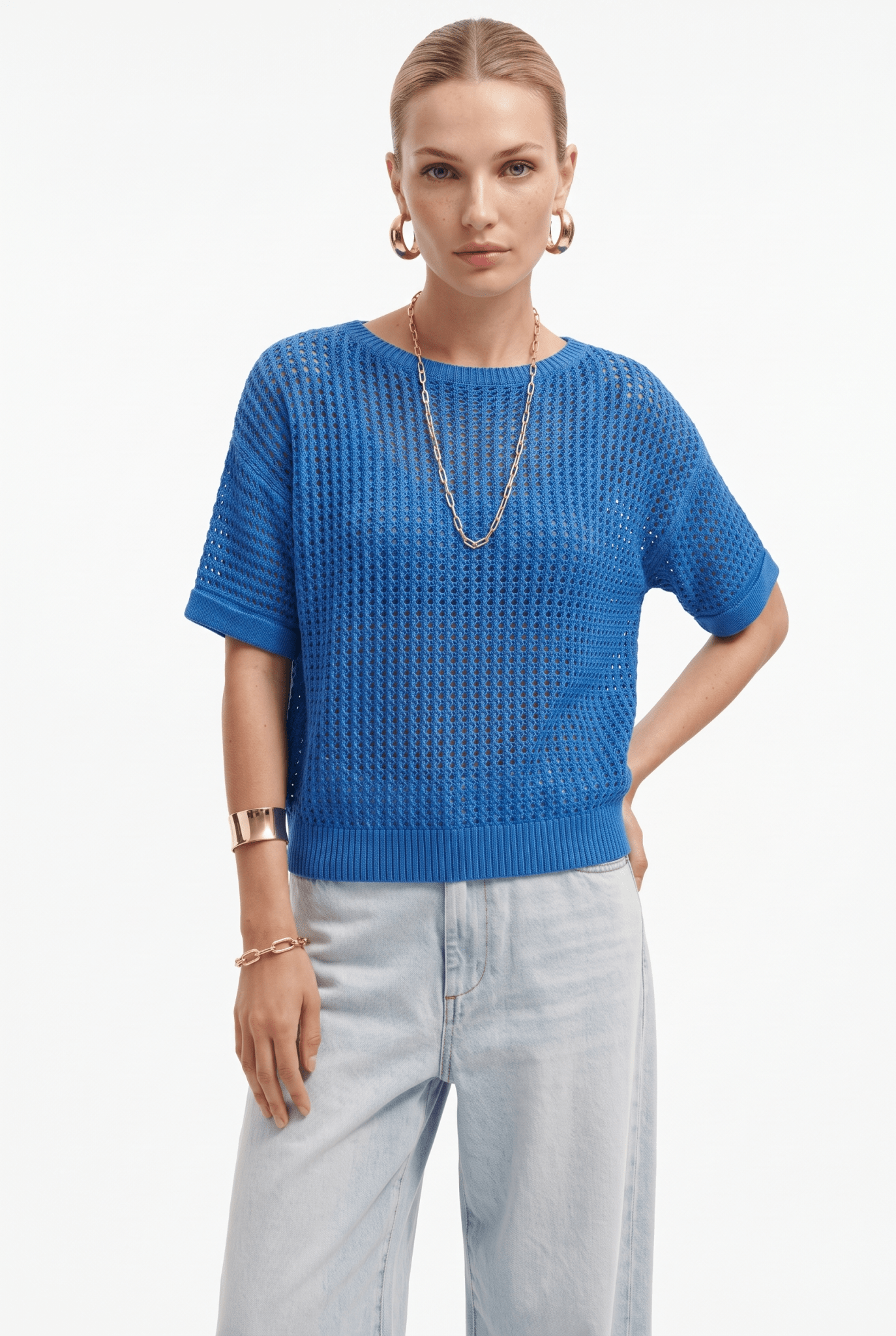Maglia Donna Traforata a Maniche Corte – Fresca Contemporanea per l'Estate - Caractère