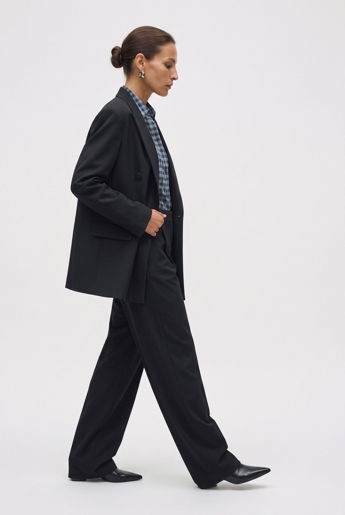 Tailleur in crepe giacca doppiopetto oversize e pantalone morbido - Caractère
