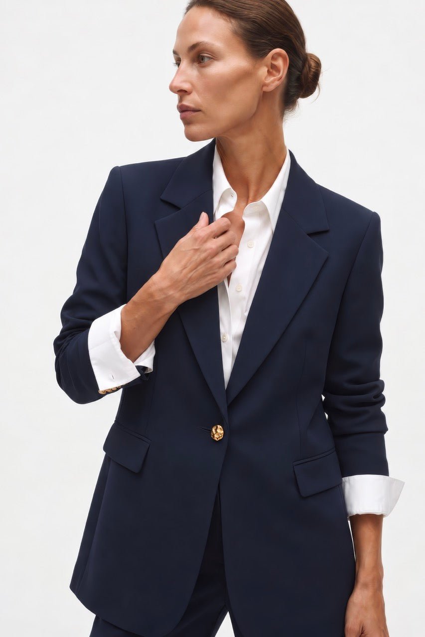 Tailleur in crepe gioiello con giacca monopetto e pantalone gamba dritta - Caractère